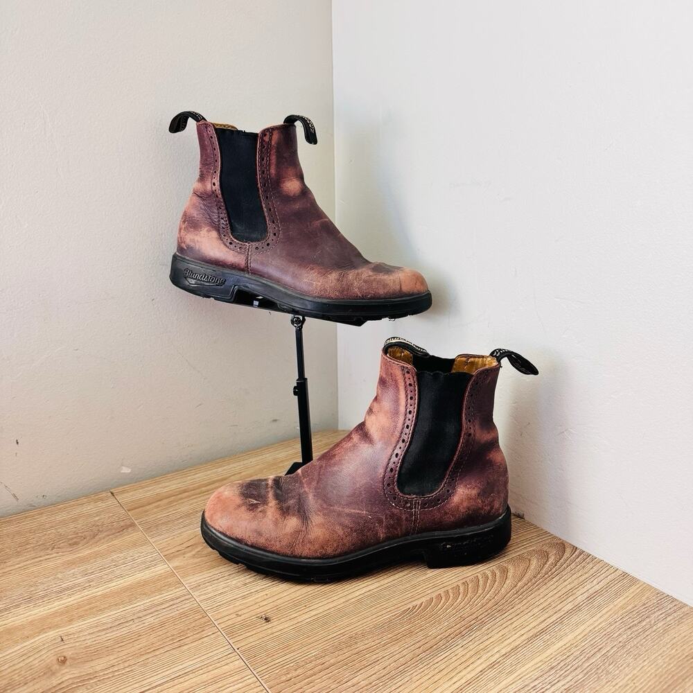 Blundstone Women's Original High Top Chelsea boots Size 5, Women’s Size 8